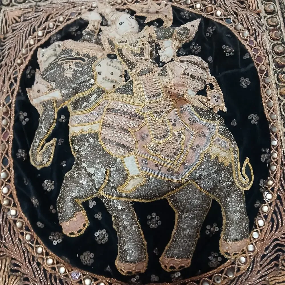 Vintage Thai Beaded Elephant Wall Hanging‎ Tapestry Velvet Gold Embroidery